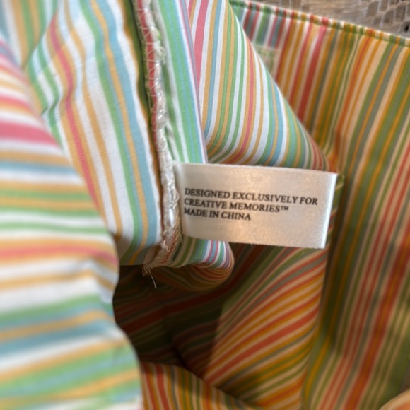 Creative Memories Cream and Green Tote with Artistic Embroidery - Picture 2 of 9